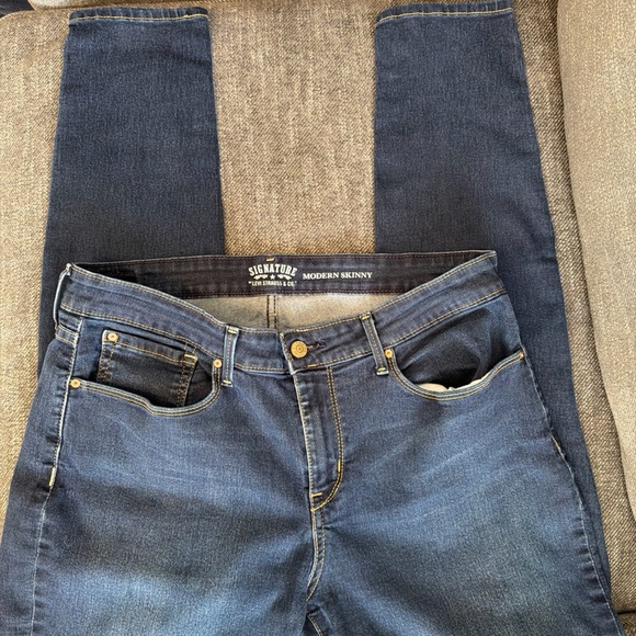 Levi's Signature Modern Skinny Jeans - Deep Indigo size 16 - Picture 2 of 10